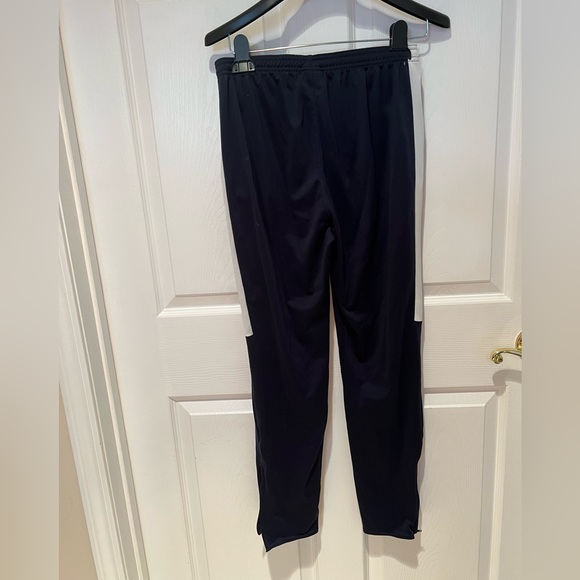 Nike Dri-fit women’s joggers - Picture 3 of 5